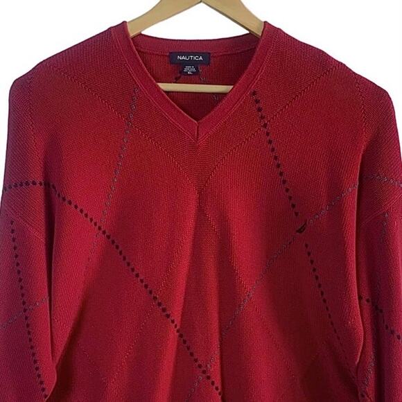 Nautica Size XL Men's V-Neck Sweater Red Blue Argyle Diamond Christmas Holiday - Picture 2 of 7